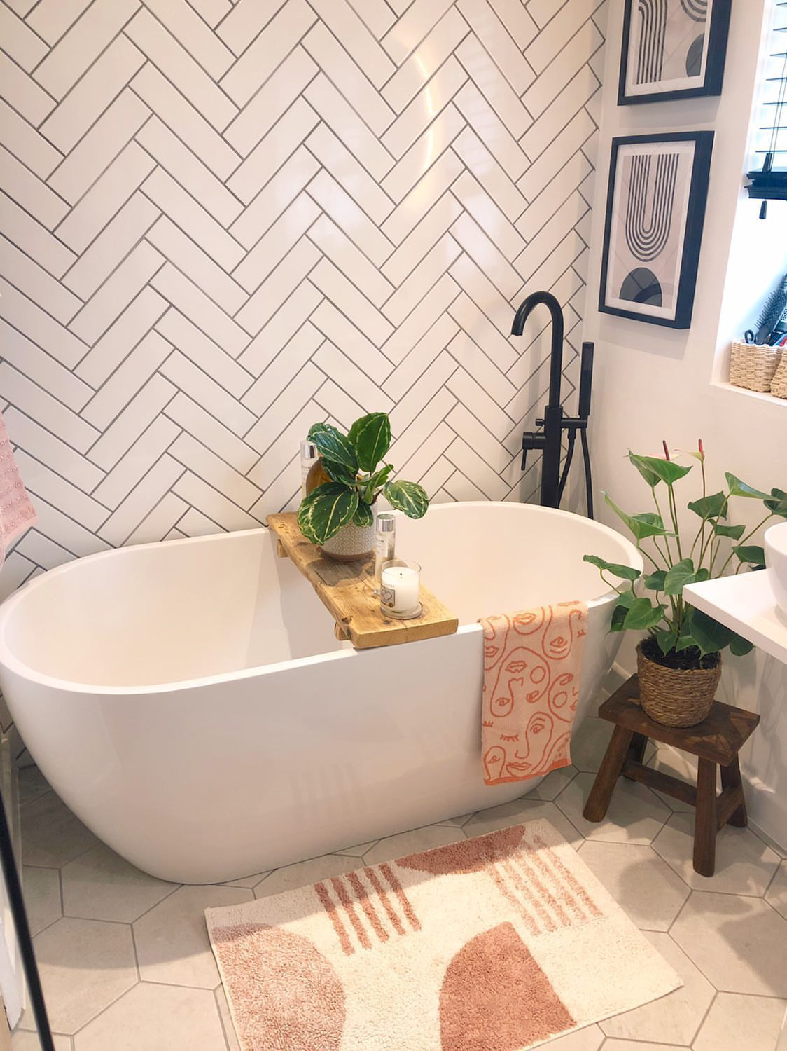 Reclaimed Barn Wood Bathtub Tray – Sharon M for the Home