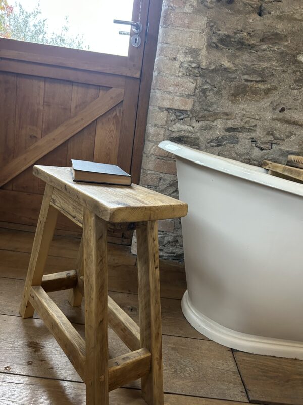 MERRYOAK - Rustic Stool Made From Reclaimed Wood- Milking Stool- Rustic Bench